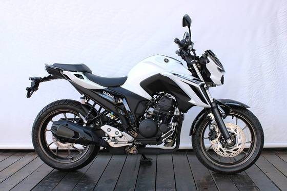 YAMAHA FZ25 FAZER CONNECTED ABS YAMAHA FZ25 FAZER CONNECTED ABS